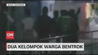 Dua Kelompok Warga Bentrok