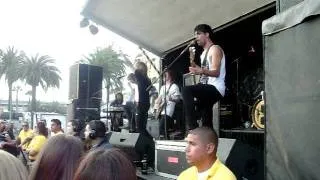 A Skylit Drive- Too Little Too Late @ Vans Warped Tour 2011 Seaside Park, Ventura, Ca.