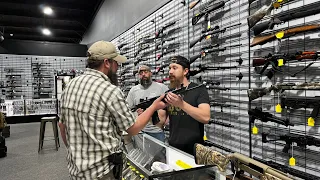 Don't Be This Guy In A Gun Shop