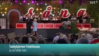 Lasse Berghagen-En kväll i juni-Teddybjörnen Fredriksson LIVE.Allsång på Skansen 2014.