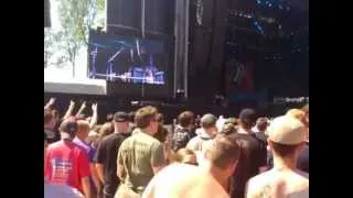 Gojira Flying whales Werchter Boutique 2012 fragment