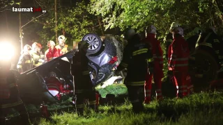 Lenkerin nach Unfall auf der Gallspacher Straße in Gaspoltshofen schwer im Auto eingeklemmt