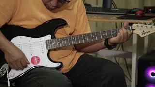 Unboxing Squier Bullet Stratocaster & First Impression