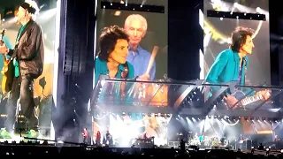 THE ROLLING STONES - (I Can't Get No) Satisfaction (London 2018)