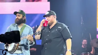 Luke Combs - refrigerator door - Amsterdam 2023