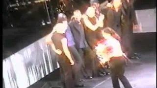 Sade introduces the band - "Lovers Rock Tour" - 2001