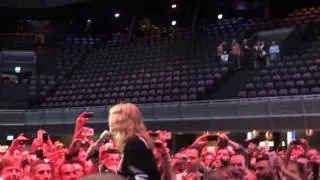 Madonna - Soundcheck (Amsterdam Ziggo Dome)