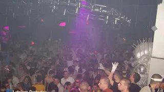 DJ Krecik    I dzień świąt 25 12 2003 @ Protector Club Lotnicza Ostrów Wielkopolski part 4 8 FI4Fy4X