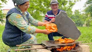 My Husband Loves This Dish! Whole Chicken Cooked Uniquely Between Two Stones