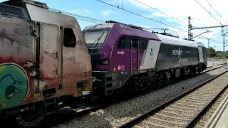 Locomotora 253-080 Bombardier Traxx remolcando a la 256-111 Stadler Euro6000. Vicalvaro.28/7/2023.