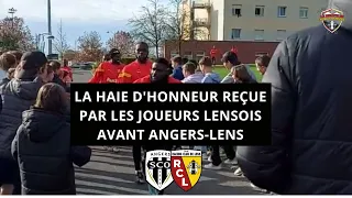 Angers SCO - RC Lens : La haie d'honneur reçue par Franck Haise et ses joueur à l'entraînement