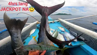 Nakakapanindig Balahibong Hilaan
        Laki huli laki binta, 
        Subid-Subid
        Biyaya ng Dagat. 
        Catch & Sell