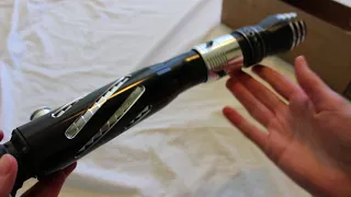 Ultrasabers Dark Mantis empty hilt DIY unboxing curved lightsaber