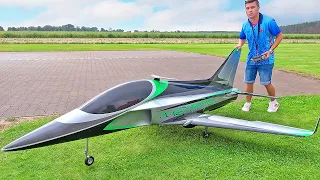 CARF MEPHISTO V2 RC TURBINE JET in ACTION! FAST & LOW FLIGHT DEMONSTRATION