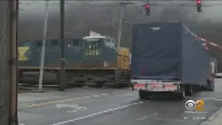 Caught on video: Train smashes into tractor-trailer in Rockland County