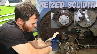 Renault Scenic 3 - Seized Rear Brake Caliper (EPB) - How To Diagnose And Replace