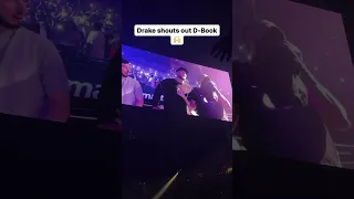 Drake shows love to Devin Booker during his concert 🔥 #shorts #drake #concert #devinbooker