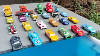 Disney Pixar Cars : Lightning Mcqueen, Cruz, Mater, Hudson, Guido, Finn, Tex, Francesco, Ramone