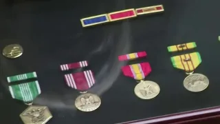 Police officer replaces veteran's stolen medals