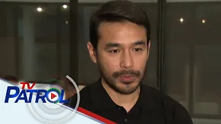 2 SMNI hosts inireklamo ni Atom Araullo dahil sa 'red-tagging' | TV Patrol