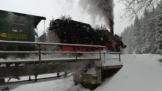 Fichtelbergbahn bleibt hängen- 99 1773-3 schleudert extrem