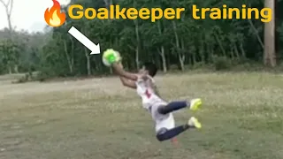 #Goalkeeper How  to training video 🤔😱