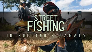 STREET FISHING in the Holland's canals