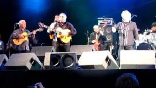 Gipsy Kings -  Si Tu Me Quieres - Live at Kew Gardens, London - 10th July 2009