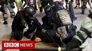 Hong Kong's Carrie Lam to 'formally withdraw' extradition bill - BBC News