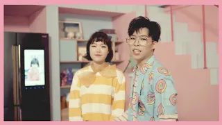 AKMU - 'HUB LOVE' M/V