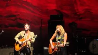 Grace Potter and the Nocturnals - "Falling or Flying" (Live)