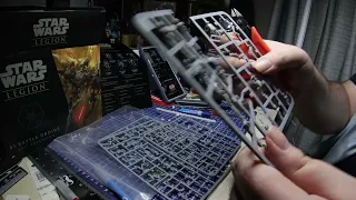 "Building some spendly B1 Battledroids for Star Wars legion!" Der Unboxes