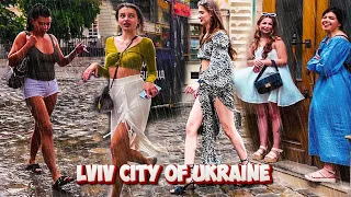 Lviv, UKRAINE🌧️WALK UNDER THE HEAVY RAIN⚡ Sounds of Rain, THUNDER and City [4k Virtual Walk] 2024