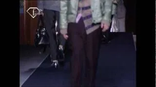 fashiontv | FTV.com - Dries Van Noten f/w 2008, Paris