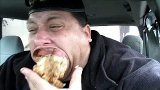 Joey eating 4 burgers in reverse(Satisfying)