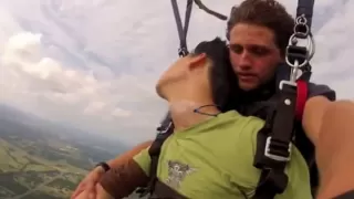 Обморок во время прыжка с парашютом