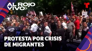 Protestan frente a la mansión del alcalde de Nueva York debido a la crisis de migrantes