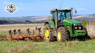 Российский оборотный плуг ПО-8/40К Волгаагромаш и трактор John Deere 8430 - вспашка залежной земли