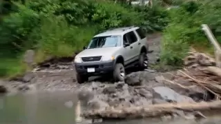 2004 Ford Explorer Off Roading