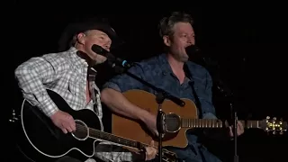 Blake Shelton - Trace Adkins Song Off 2/16/18