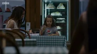 Killing Eve - Villanelle with little girl & ice cream