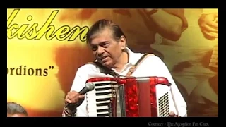 "Tera Jana"  /  Piano Accordion / Live /  Suhaaschandra Kulkarni.