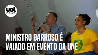 Barroso é vaiado ao discursar em evento da UNE e responde falando de luta contra a ditadura