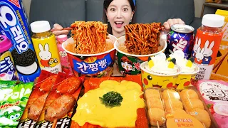 [Mukbang ASMR] Korean Convenience Store 🎉 Buldak Ramen Tteokbokki Dessert New Collection Ssoyoung