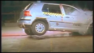 Crash test Volkswagen Golf 4 1998