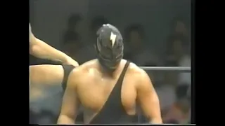 Calgary Hurricanes vs. Killer Khan, Shinichi Nakano, & Isamu Teranishi = May 17, 1986