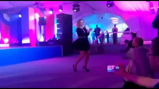 20.05.2016 Захарова танцует калинку малинку