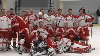 Russia's Putin and Belarus' Lukashenko play hockey after talks | AFP