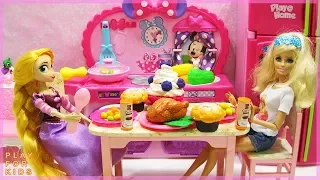 Barbie and Rapunzel Evening routine - Playing with Dollhouse Kitchen