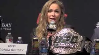 Ronda Rousey: Floyd Mayweather Would Box the Hell Out of Me